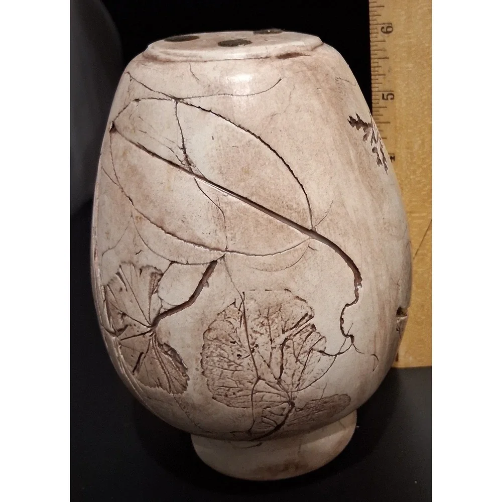 Getty Signed Studio Pottery Vase Incised Leaf Grass Earthy Terracotta 5.5 Inch
